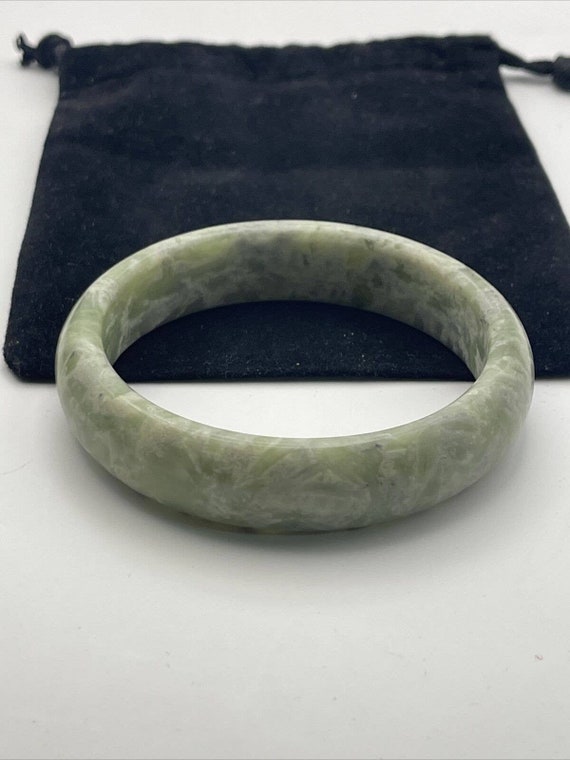 309ct Jade Bangle Vintage Jadeite Carved Bracelet… - image 9