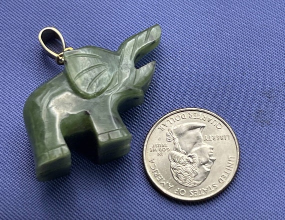 124ct Vintage Carved Black Nephrite Jade Elephant… - image 8