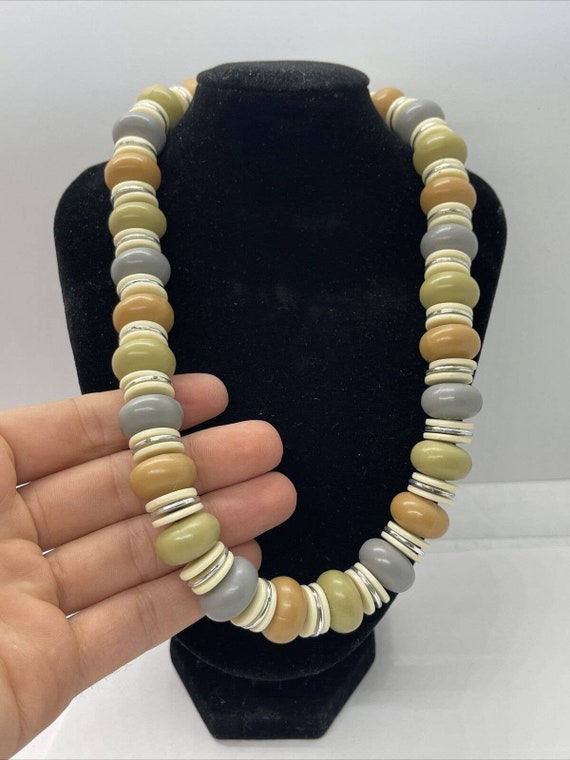 Vintage Necklace 20” Chunky Plastic Beads Colorfu… - image 2