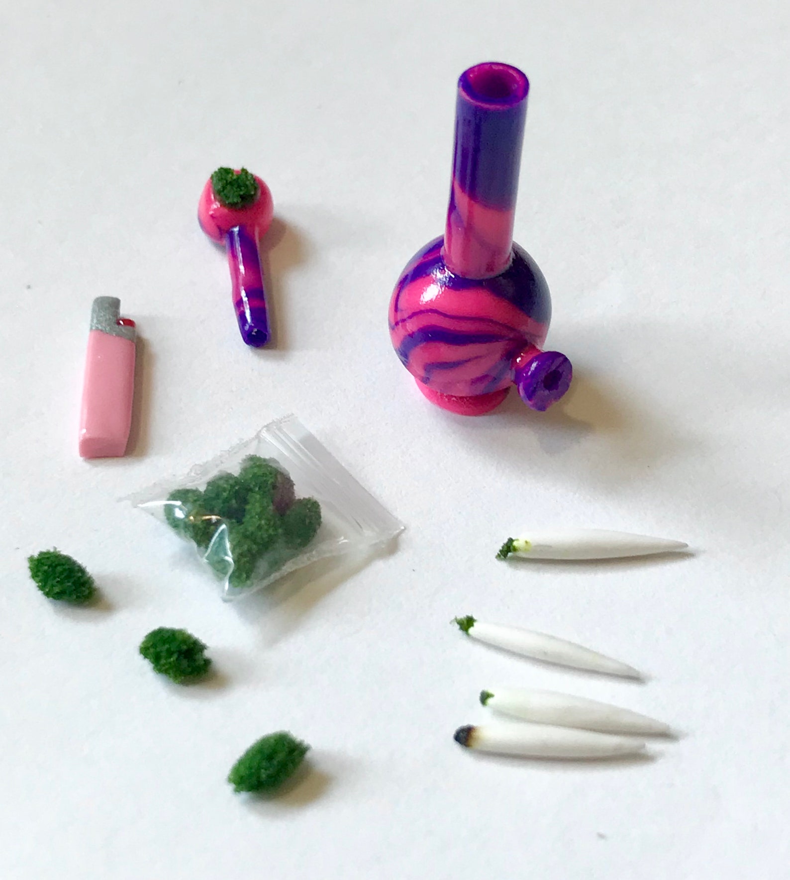 112 CUSTOM Dollhouse miniatures miniature bong smoking pipe Etsy