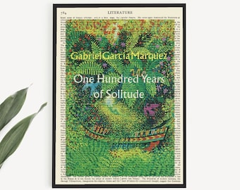 Puede incluir: Una impresión de arte de libro imprimible con una página de libro vintage con una ilustración colorida de una escena de la jungla. El texto en la página dice "Gabriel García Márquez Cien años de soledad".