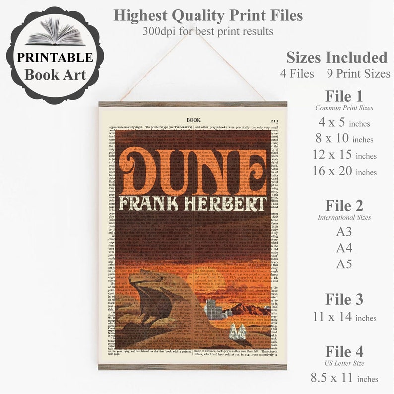 K&ouml;nnte beinhalten: Druckbare Buchcover-Kunst des Science-Fiction-Romans "Dune" von Frank Herbert. Das Cover zeigt einen Sandwurm, eine W&uuml;stenlandschaft und den Titel in orangefarbenem Text auf braunem Hintergrund.