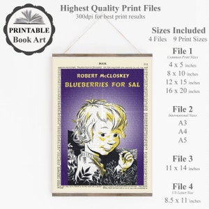 K&ouml;nnte beinhalten: Druckbarer Buchkunst-Druck des Covers des Buches "Blueberries for Sal" von Robert McCloskey. Das Cover zeigt einen violetten Hintergrund mit einer gelben Illustration eines Kindes, das Blaubeeren pfl&uuml;ckt. Der Text "Blueberries for Sal" ist in gelben Buchstaben. Der Druck ist in 9 verschiedenen Gr&ouml;&szlig;en erh&auml;ltlich.