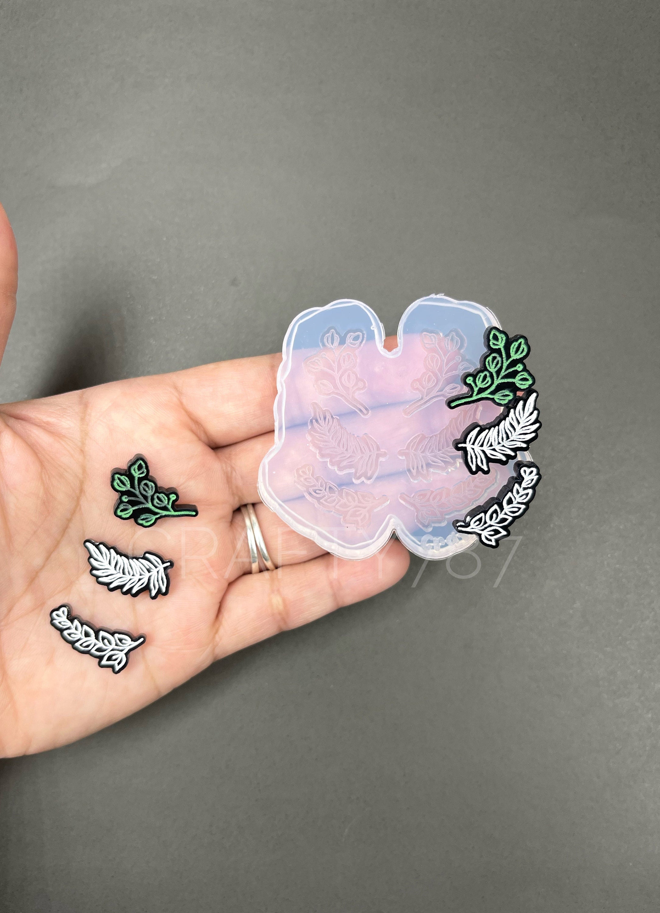 Leaves Crawlers Earring Stud Silicone Mold, Resin Jewelry Mold, UV Resin Silicone Mold, Clear Mold, Crafter Mould (B13)