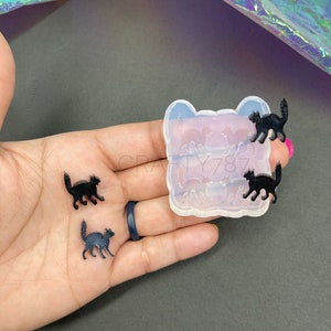 Scared Cat Stud Earring Silicone Mold , Spooky Resin Mold , Clay Jewelry Mould , Halloween Mold , UV Resin Mold