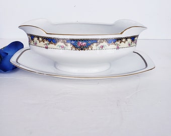 Union K Porcelain Gravy Boat with Attached Under plate, PUN1, Made In Czechoslovak