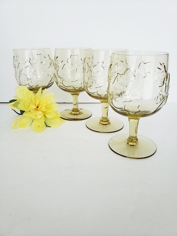 Amber Floral Embossed Drinking Glasses - Set of 4