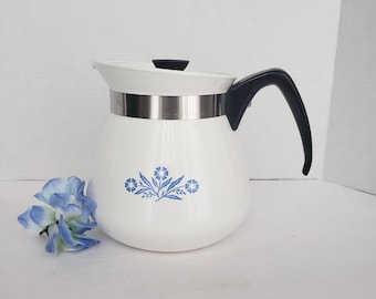 Vintage Corning Ware Cornflower Blue 2-Quart/8 Cup Teapot