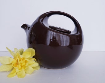 Brown Robert Steven Witkoff Teapot, Modern Teapot, Made in Japan