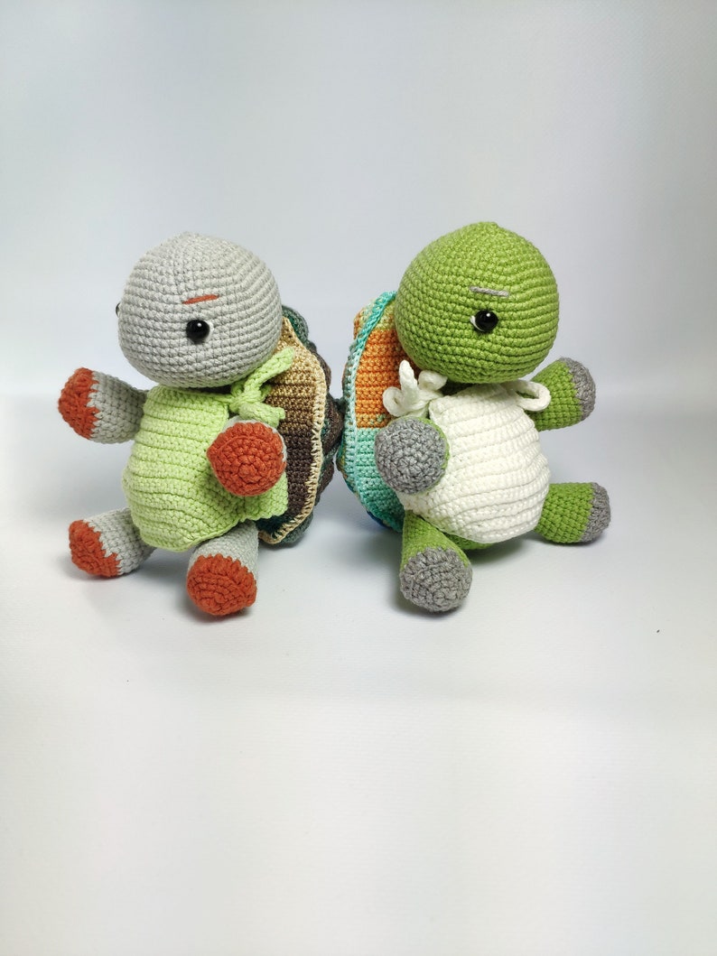 Amigurumi crochet Turtle Leia, PDF pattern image 5