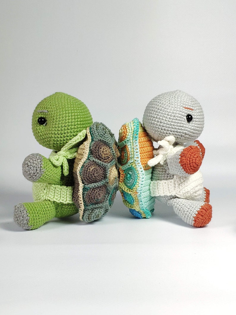 Amigurumi crochet Turtle Leia, PDF pattern image 3