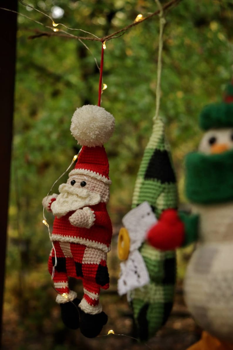 Santa crochet pattern, mosaic crochet pattern, holiday decor, christmas ornaments, christmas decor image 2