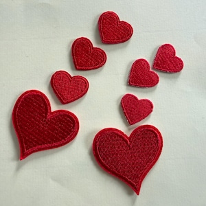 Zestaw 3 naszywek w kształcie serca w kolorze czerwonym, do przyszycia, haftowanych na gorąco