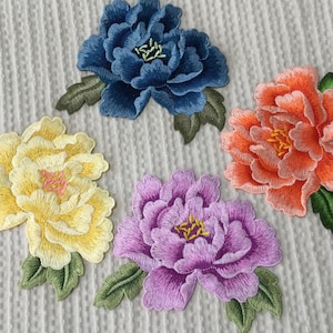 Insigne d'appliqués brodés à coudre grande fleur de pivoine, sept couleurs disponibles, image 6