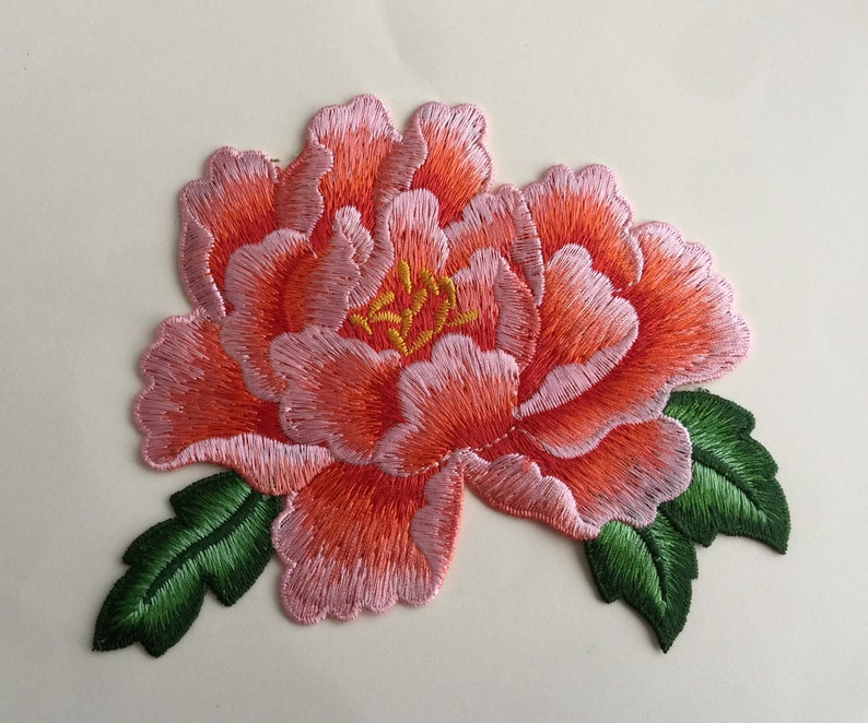 Insigne d'appliqués brodés à coudre grande fleur de pivoine, sept couleurs disponibles, Orange