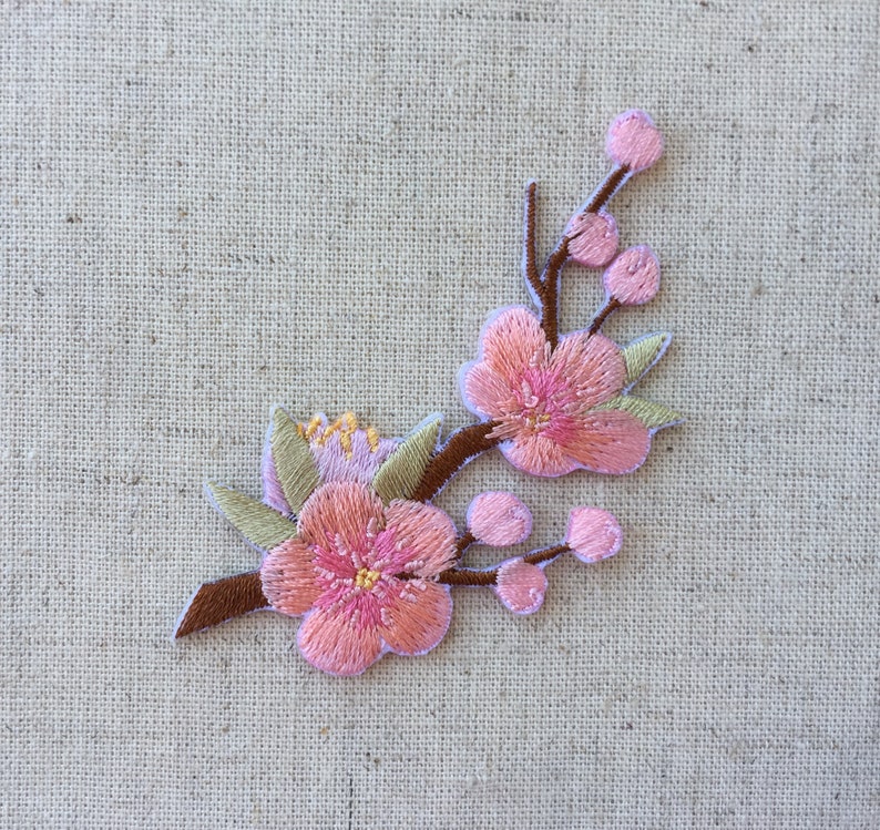 Peach Apple plum Blossom Flower Iron/ Sew On Embroidered Patch Appliqués Badge style 4: 3.5cm x 8cm