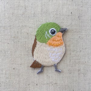 Insigne d'appliqués brodé petit oiseau de haute qualité à coudre Green (3cm x 4.5cm)