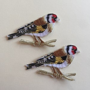 Set Of 2 Bird Chaffinch Iron/ Sew On Embroidered Patch Appliqués Badge