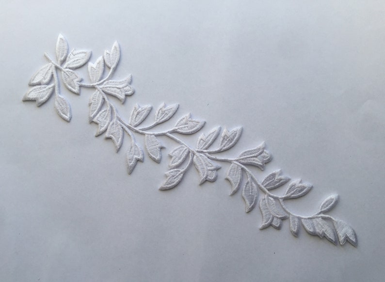 Large leaves long leaf Iron On Sew On Embroidered Patch Appliqués Badge White