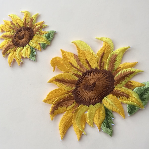 Lot de 2 insignes d'appliqués de tournesol avec feuilles à repasser/coudre entièrement brodés