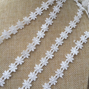 3 Meters Ivory Flower Crochet Lace Trim Dress Trimming Art Craft