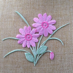 Pink flower Iron On patch Sew On Full Embroidered Patch Appliqués Badge