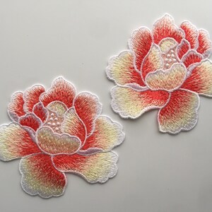 Set Of 2 Rose Flowers patches Sew On Full Embroidered Patch Appliqués Badge