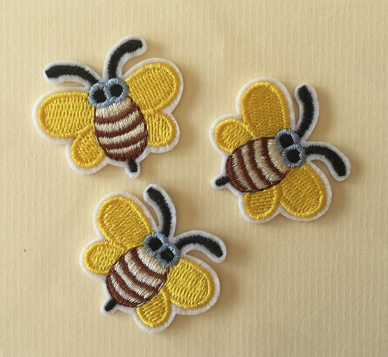 Set Of 3 Yellow Bumble Bee Iron / Sew On Full Embroidered Patch Appliqués Badge zdjęcie 1