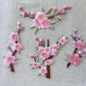 Peach Apple plum Blossom Flower Iron/ Sew On Embroidered Patch Appliqués Badge zdjęcie 2