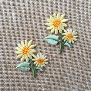 Set of 2 Chrysanthemums Iron On Patch Sew On Full Embroidered Patch Appliqués Badge