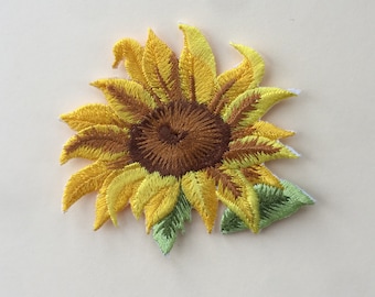 Sunflower with leaves Iron on patch Sew On Full Embroidered Patch Appliqués Badge