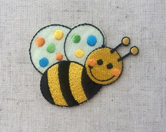 Bourdon jaune Fer à repasser sur couture sur patch brodé Applique Badge