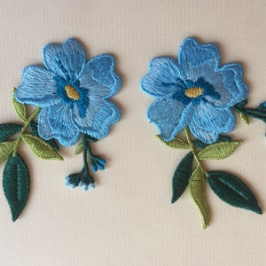 Set Of 2 Blue Flower Sew On Full Embroidered Patch Appliqués Badge