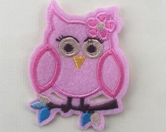 Pink Owls Iron / Sew On Embroidered Patch Appliqués Badge