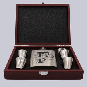 Personalized flask Set, gift box