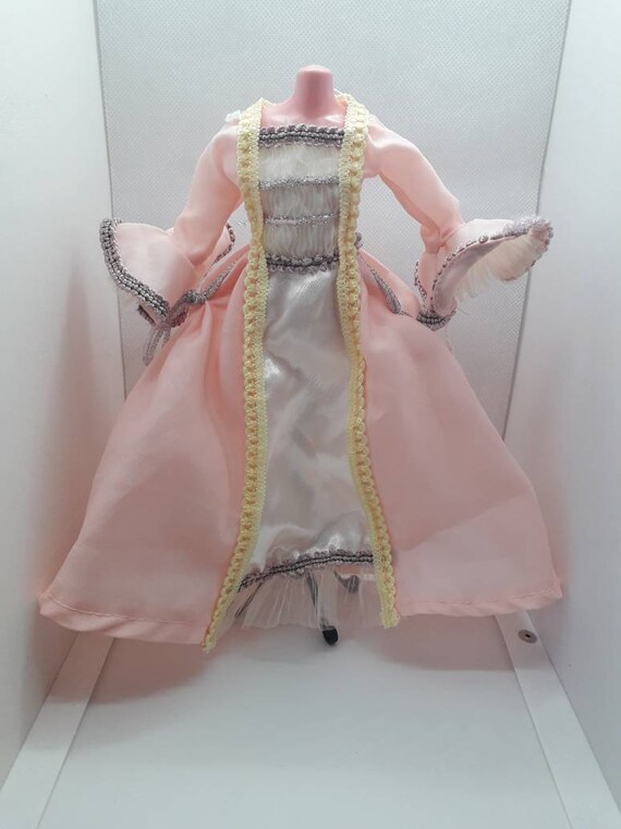 discover the world with barbie