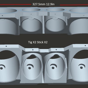 以下が含まれることがあります： 幅327.5mmの4気筒エンジンブロックの3Dプリントモデル。モデルはグレーのプラスチック製で、詳細なデザインが施されています。モデルには「Tig X2 Stick X2」の文字が印刷されています。