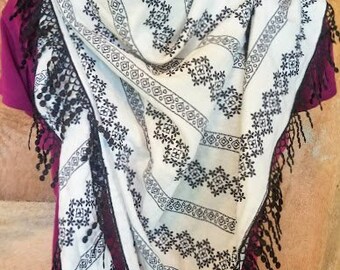 Black and White Triangle Scarf