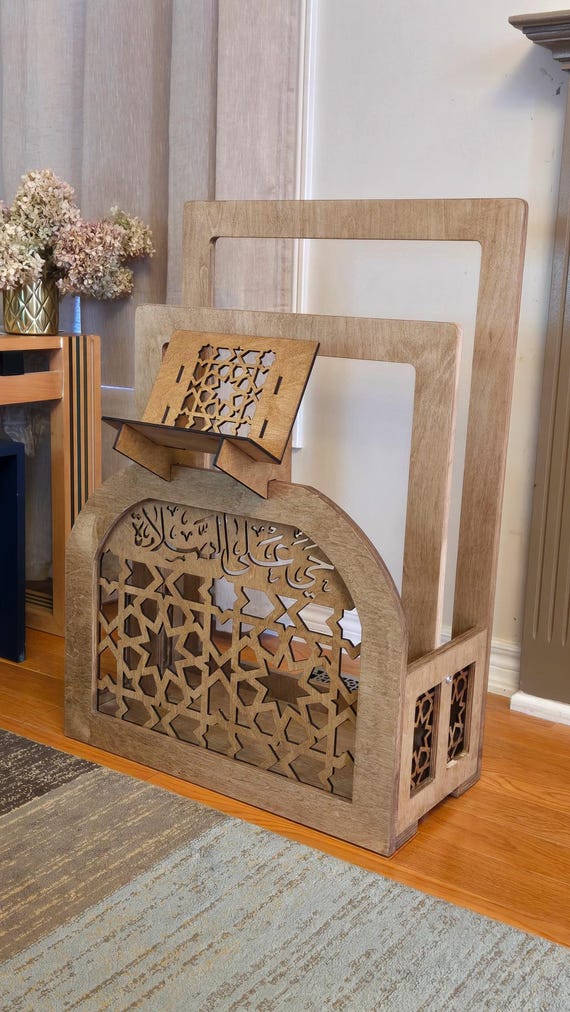 Prayer Rug holder - Stain Wood