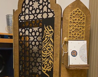 Uchwyt na mihrab/dywanik modlitewny – drewno bejcowane