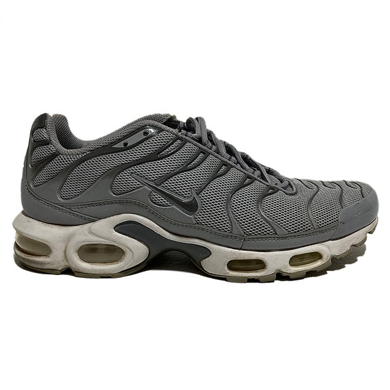 Nike Air Max Plus Tn Shoes - image 1