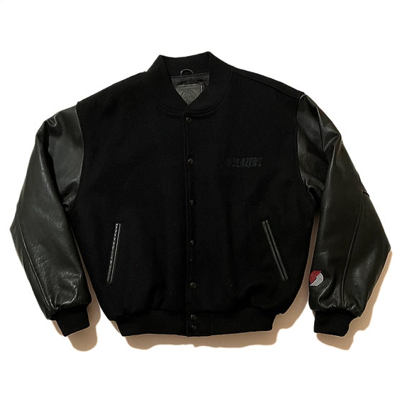 Portland Trail Blazers Vintage 90s Fans Gear Jacket very Rare 