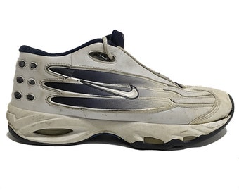 nike old person shoes
