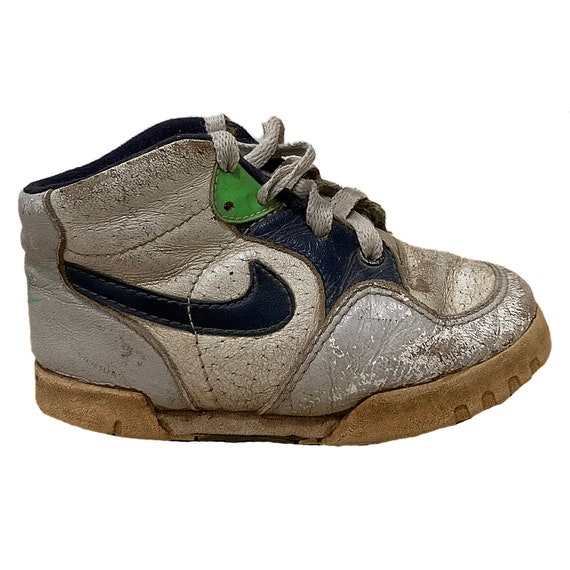 Vintage Nike Baby Shoes - image 1