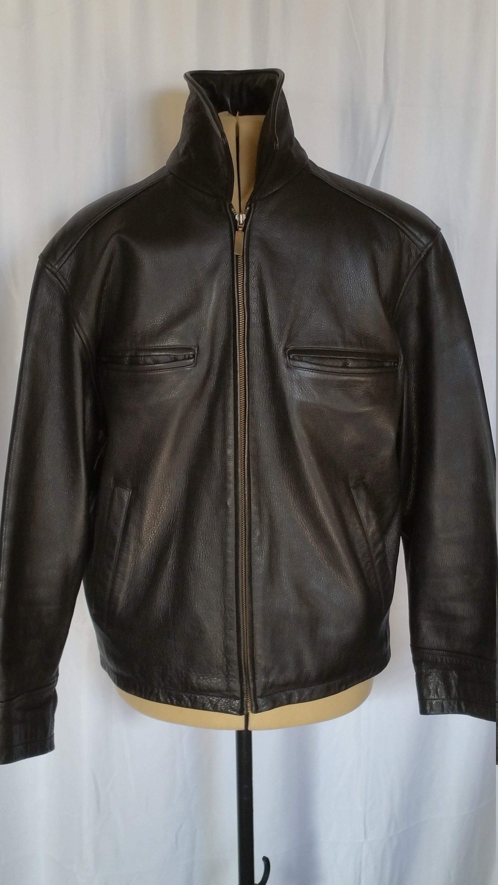 Roundtree and yorke buffalo leather jacket best sale