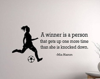 Winner Is A Person Mia Hamm Quote Wall Decal Soccer Girl Sports Gift Goal Success Vinyl Sticker Wall Art Home Children Room Decor 66qs