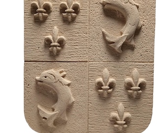 Lion coat of arms in reconstituted stone