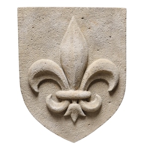 Fleur-de-lis in handcrafted reconstituted stone, fleur-de-lis coat of arms
