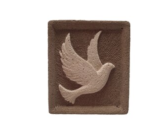 Dove 2 colors real molded stone, French craftsman