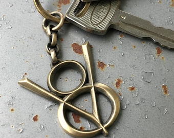 Handmade V8 Keychain | Gifts for Classic Car Lovers | Hot Rod Accessories | Mechanic Gifts | Lowrider Clothing | Vintage Car Accessories